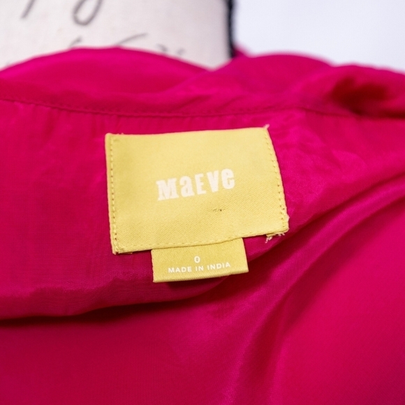 Maeve Anthropologie pink top cut out lightweight Festival cute blouse 💖2/$30 - Picture 7 of 8